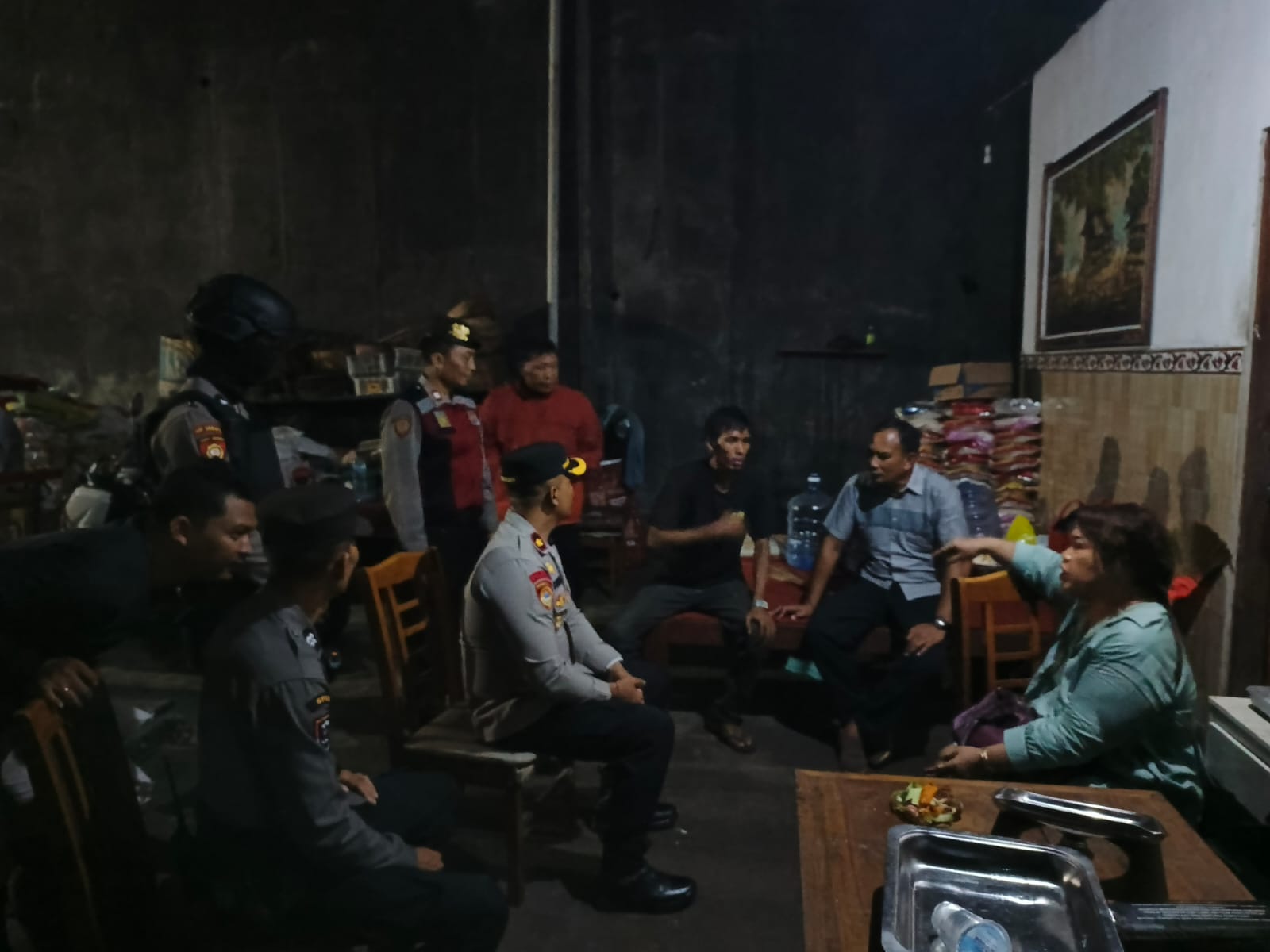 KLUNGKUNG, BALINEWS.ID – Kasus dugaan tindak pidana memasuki rumah tanpa izin disertai aksi mengamuk terjadi di wilayah Semarapura, Kabupaten Klungkung. Perist…