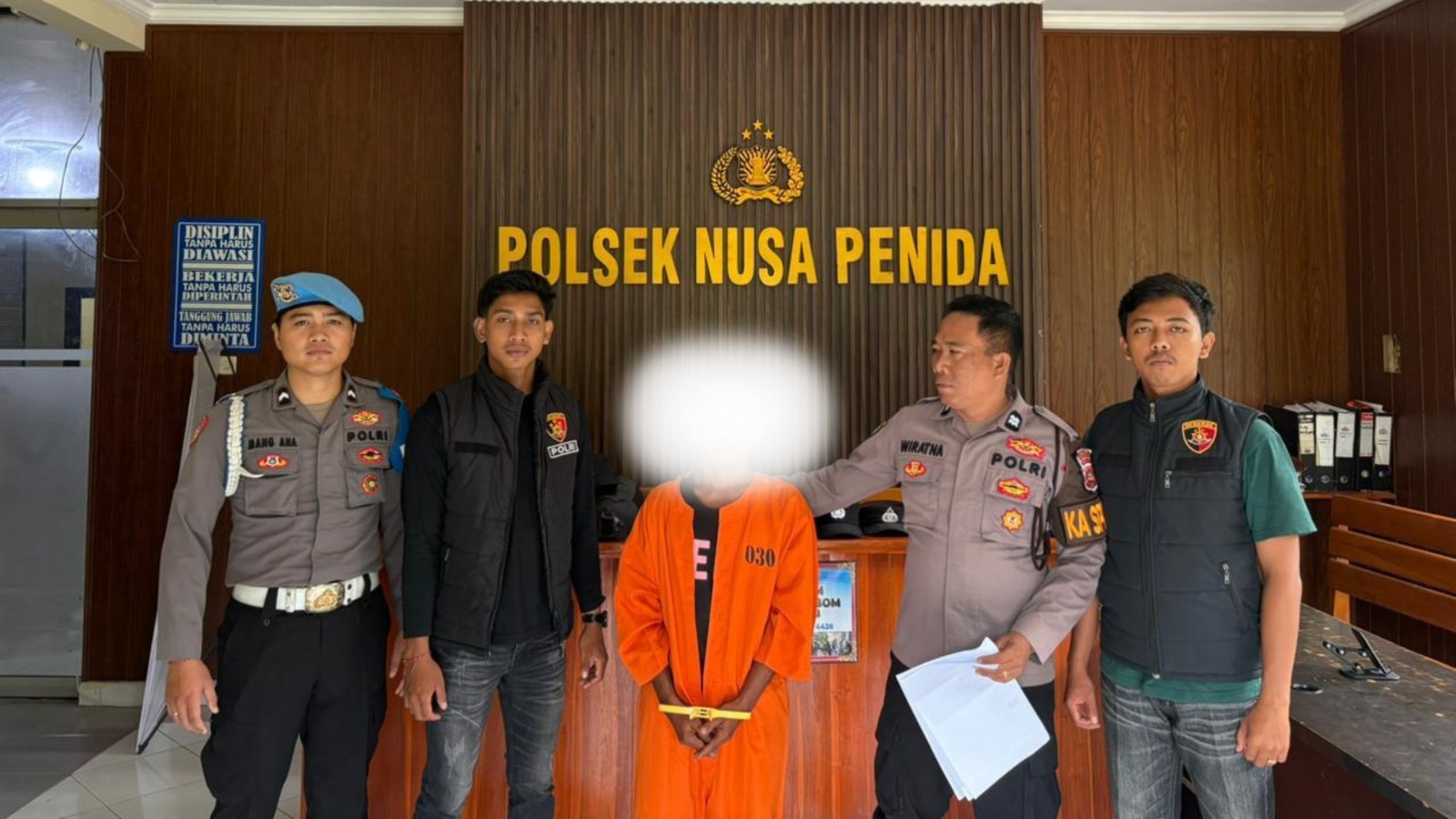 KLUNGKUNG, BALINEWS.ID – Aparat kepolisian dari Polsek Nusa Penida melalui Tim Jalak Nusa berhasil mengungkap kasus pencurian perhiasan emas yang terjadi di wi…