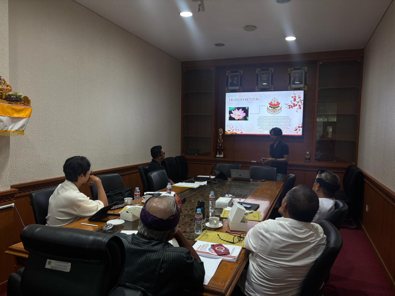 GIANYAR, BALINEWS.ID – Pemerintah Kabupaten Gianyar menuntaskan proses seleksi Sayembara Desain Logo Maskot dengan menetapkan empat karya terbaik yang dinilai …