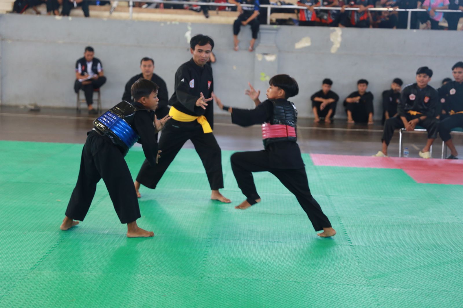 KLUNGKUNG, BALINEWS.ID – Ratusan atlet pencak silat dari berbagai kabupaten di Bali mengikuti kegiatan sparing partner yang digelar Persatuan Seni Pencak Silat…