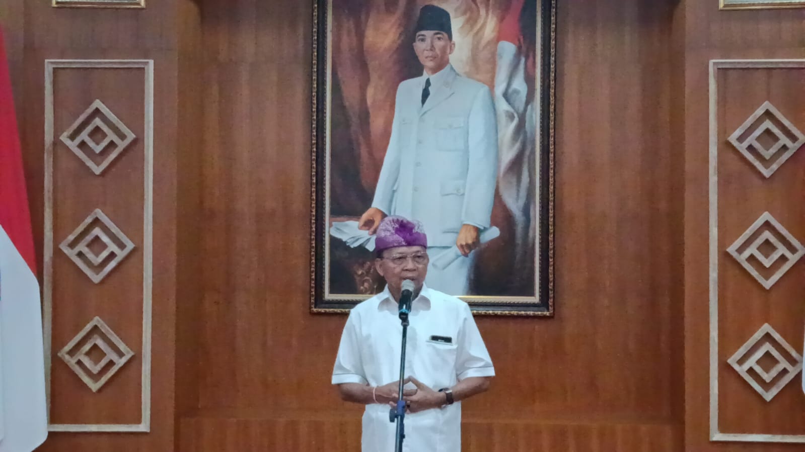 DENPASAR, BALINEWS.ID – Gubernur Bali Wayan Koster memastikan tidak ada penyelewengan dalam pengelolaan Pungutan Wisatawan Asing (PWA) atau tourist levy yang d…