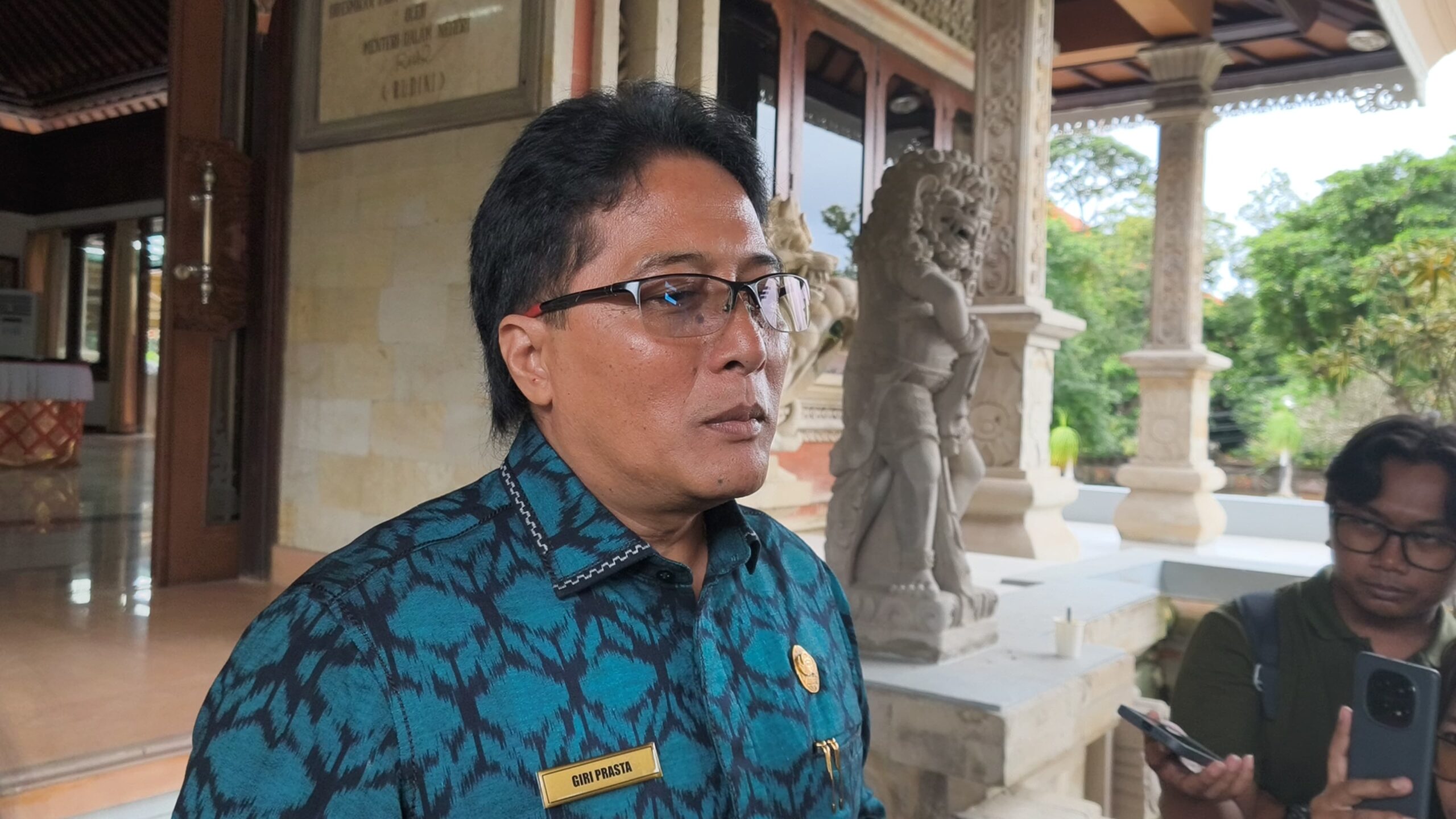 DENPASAR, BALINEWS.ID – Wakil Gubernur Bali I Nyoman Giri Prasta menegaskan penolakan sebagian warga terhadap pembangunan Pengolahan Sampah menjadi Energi List…