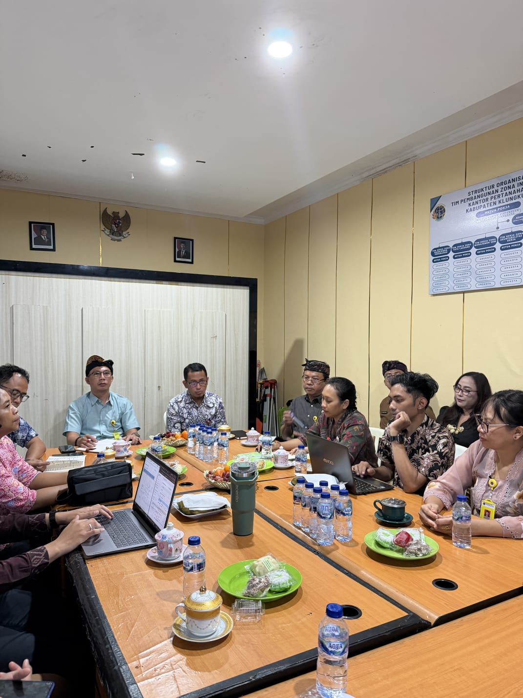 KLUNGKUNG, BALINEWS.ID – Kantor Wilayah Badan Pertanahan Nasional Provinsi Bali melalui Tim Penilai Internal (TPI) melaksanakan monitoring dan evaluasi pembang…