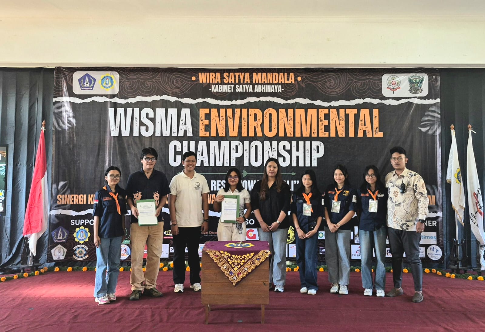 BADUNG, BALINEWSID – Di tengah meningkatnya persoalan sampah dan ancaman kerusakan lingkungan, Siswa Pencinta Alam (Sispala) Wira Satya Mandala SMAN 1 Kuta men…