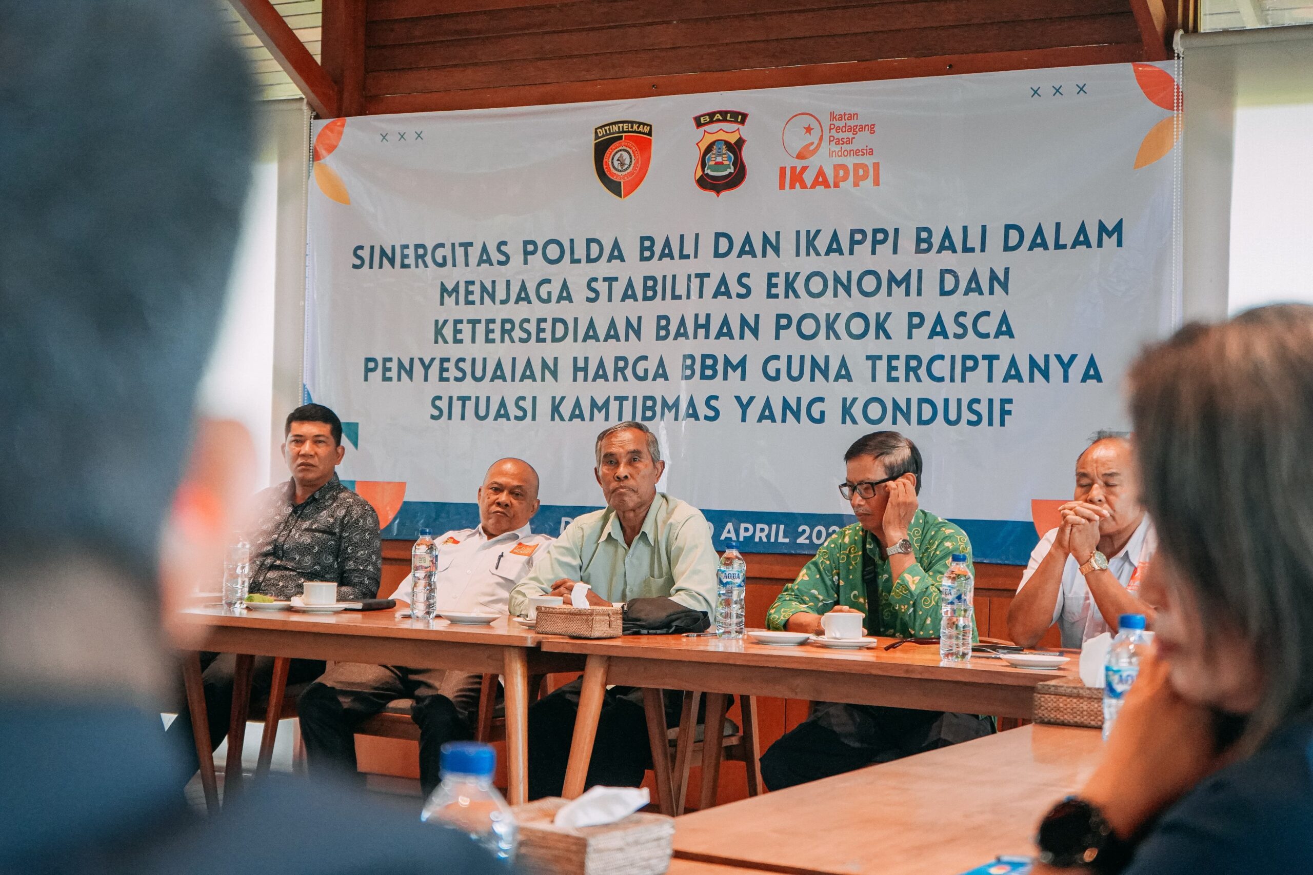 DENPASAR, BALINEWS.ID – Kepolisian Daerah (Polda) Bali memperkuat sinergi dengan Ikatan Pedagang Pasar Indonesia (IKAPPI) Provinsi Bali melalui kegiatan silatu…