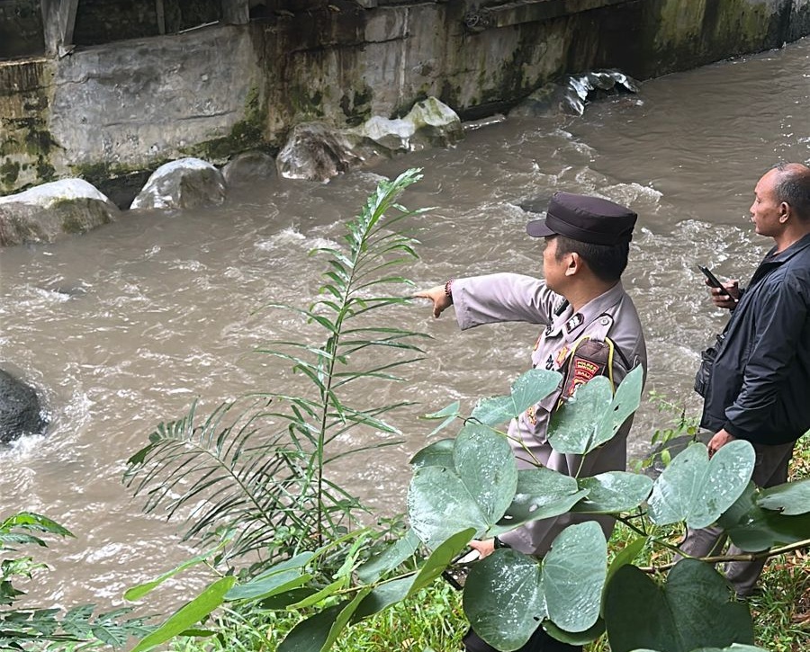 GIANYAR, BALINEWS.ID - Seorang warga lanjut usia ditemukan meninggal dunia di aliran Sungai Beji Anakan, Banjar Akta, Desa Ketewel, Kecamatan Sukawati, Kabupat…