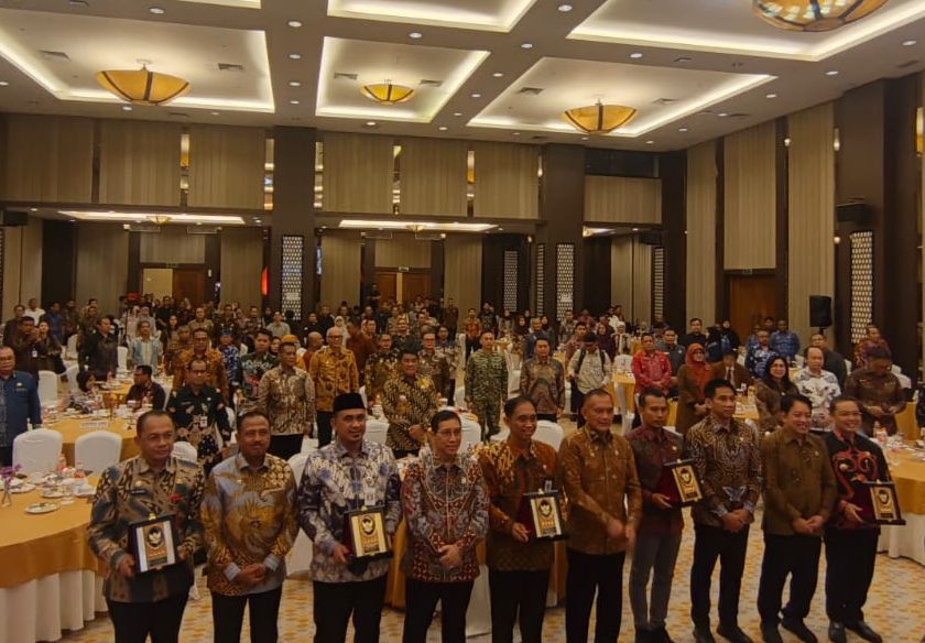 BALINEWS.ID – Pemerintah Provinsi Bali kembali mencatat prestasi di tingkat nasional setelah berhasil meraih peringkat kedua dalam Indeks Demokrasi Indonesia (…