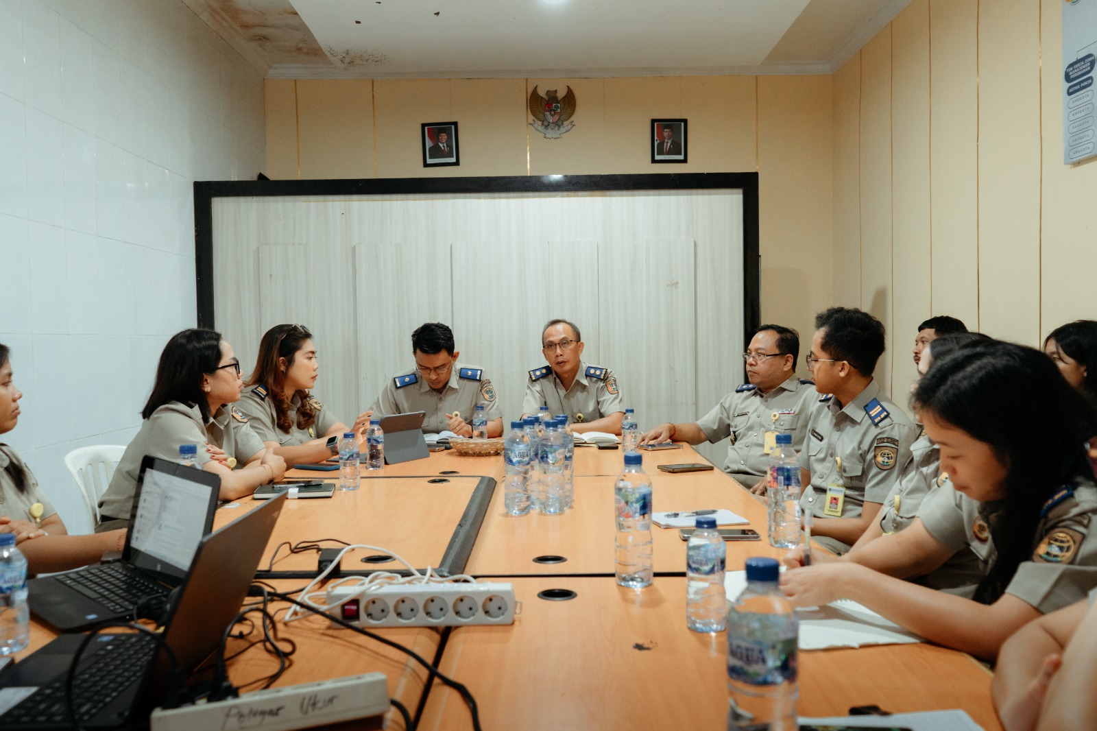 KLUNGKUNG, BALINEWS.ID – Kantor Pertanahan Kabupaten Klungkung menggelar rapat pembahasan pembangunan Zona Integritas Tahun 2026 sebagai upaya memperkuat refor…