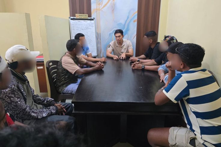 DENPASAR, BALINEWS.ID – Keributan yang melibatkan dua kelompok pemuda di kawasan Jalan Hang Tuah, Denpasar Selatan, sempat menghebohkan warga pada Sabtu (2/5/…