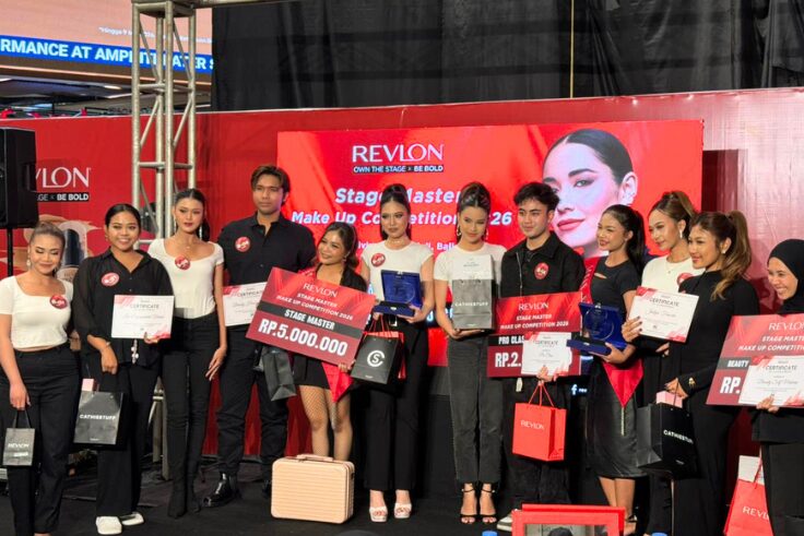 DENPASAR, BALINEWS.ID – Semangat kompetisi dan kreativitas terasa memenuhi atrium Living World Denpasar pada Jumat (8/5). Revlon Indonesia untuk pertama kaliny…