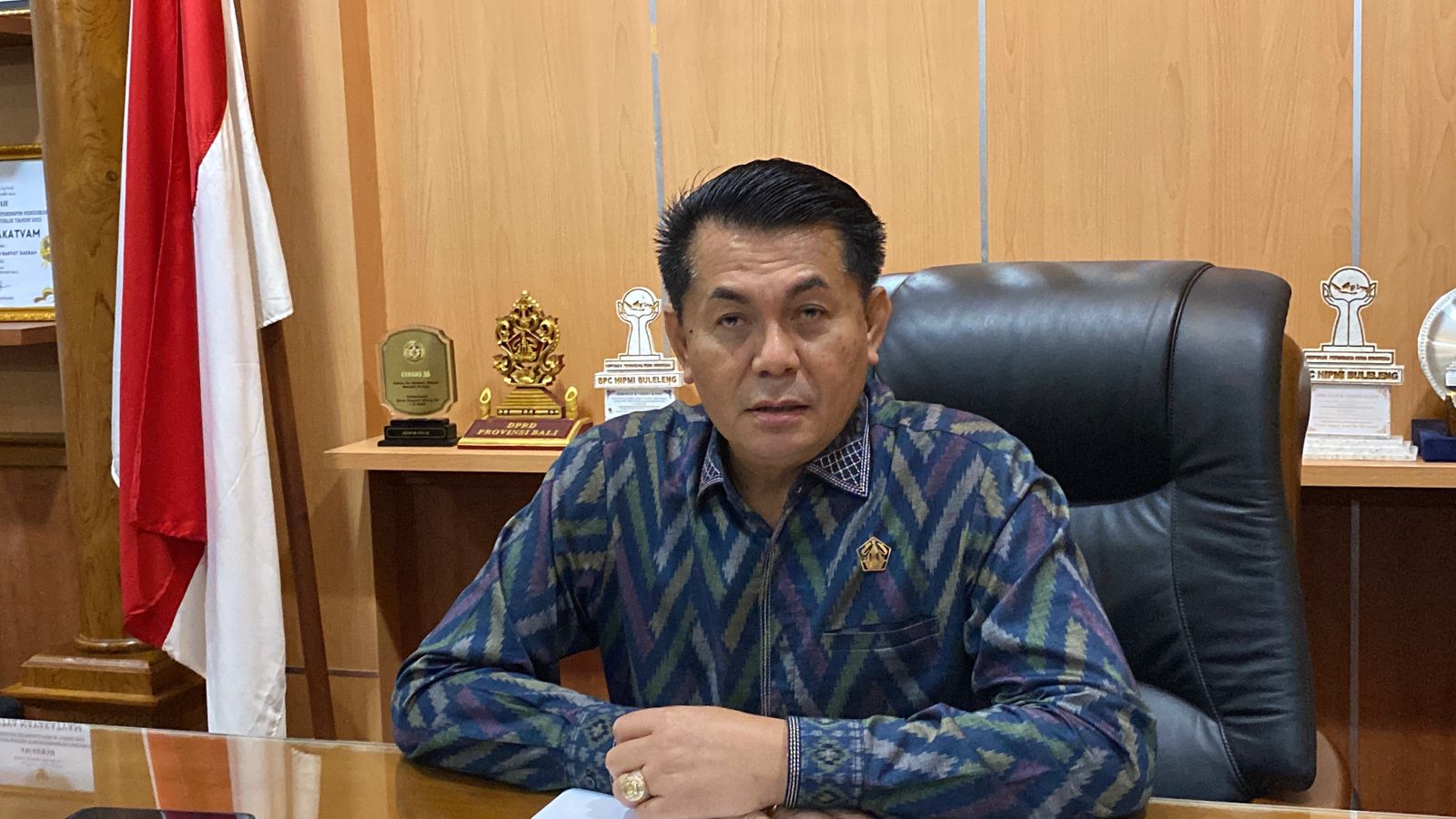 DENPASAR, BALINEWS.ID – Panitia Khusus Tata Ruang, Aset Daerah, dan Perizinan (Pansus TRAP) DPRD Bali resmi menyerahkan dua rekomendasi hasil pengawasan kepada…
