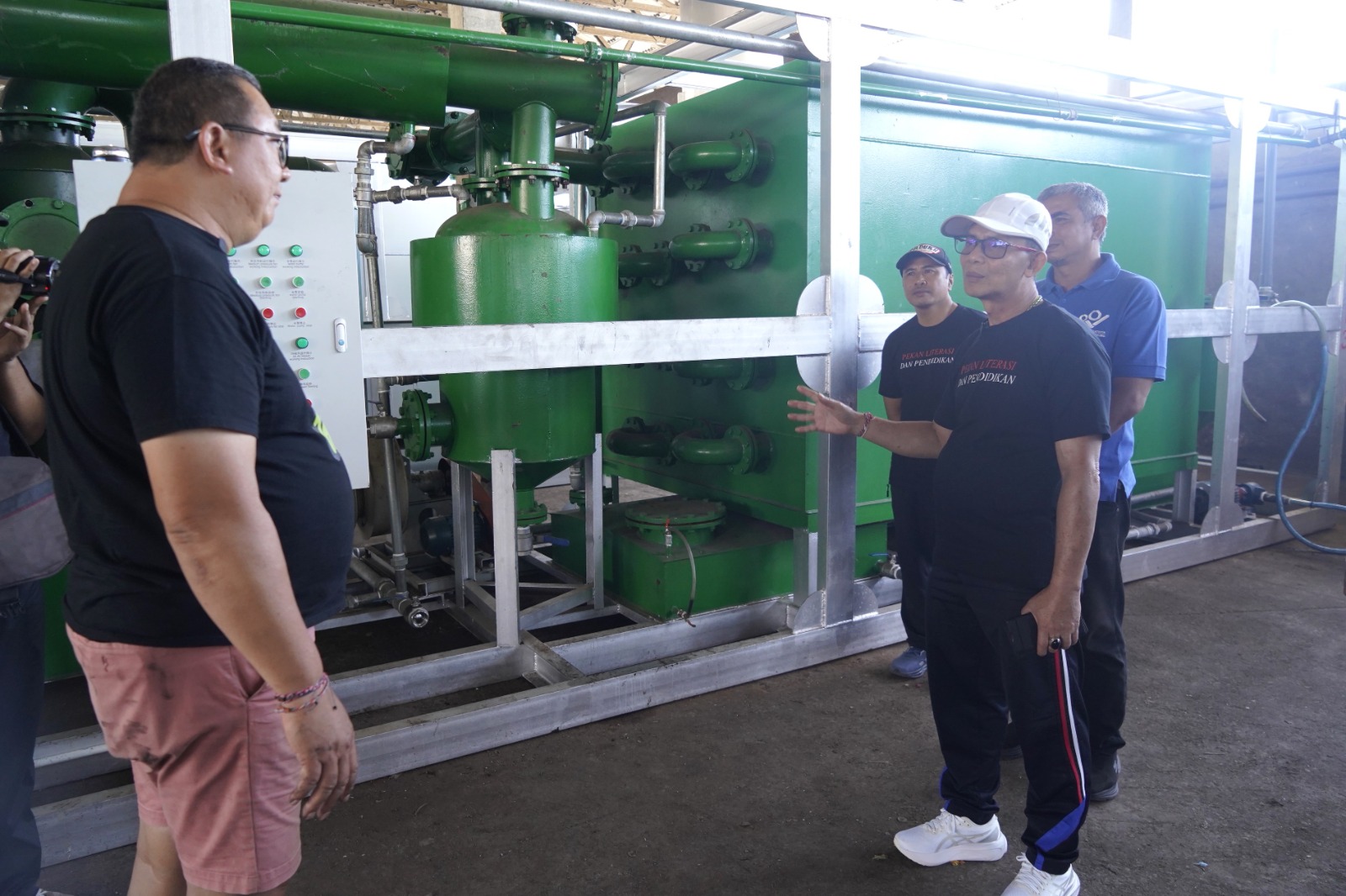 KLUNGKUNG, BALINEWS.ID – Upaya Pemerintah Kabupaten Klungkung dalam mempercepat penanganan sampah terus menunjukkan perkembangan positif. Bupati Klungkung I Ma…