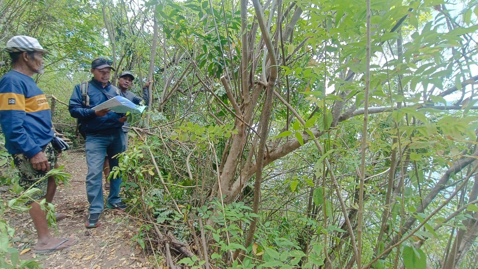 KLUNGKUNG, BALINEWS.ID – Upaya mewujudkan kepastian hukum hak atas tanah bagi masyarakat terus dilakukan Kantor Pertanahan Kabupaten Klungkung. Salah satunya m…