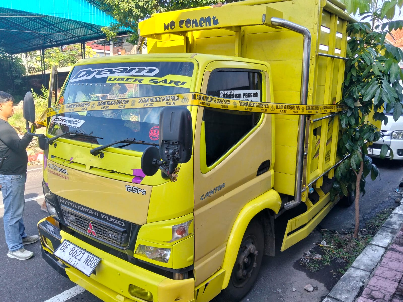 KLUNGKUNG, BALINEWS.ID – Satuan Lalu Lintas (Satlantas) Polres Klungkung berhasil mengungkap kasus tabrak lari yang terjadi di Jalan Raya Takmung, Kecamatan Ba…