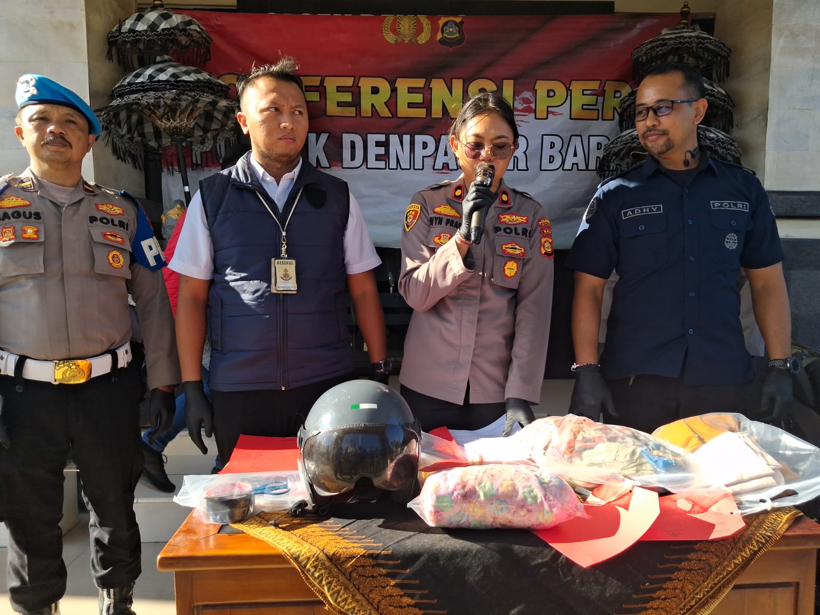 DENPASAR, BALINEWS.ID – Kepolisian Sektor (Polsek) Denpasar Barat berhasil mengungkap kasus dugaan tindak pidana penelantaran anak dengan menetapkan seorang pe…