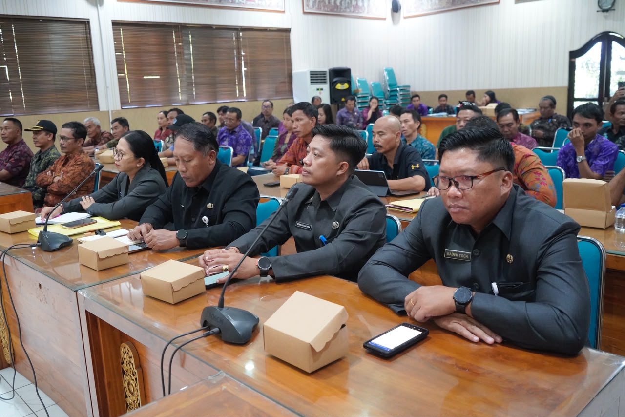 SEMARAPURA, BALINEWS.ID – Pemerintah Kabupaten Klungkung menegaskan komitmennya untuk tetap memprioritaskan penanganan sampah meskipun di tengah kondisi keterb…