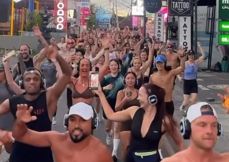 VIRAL, BALINEWS.ID - Direktorat Jenderal Imigrasi mengambil tindakan terhadap penyelenggaraan acara Bali Silent Disco Fun Run yang sempat menjadi sorotan publi…