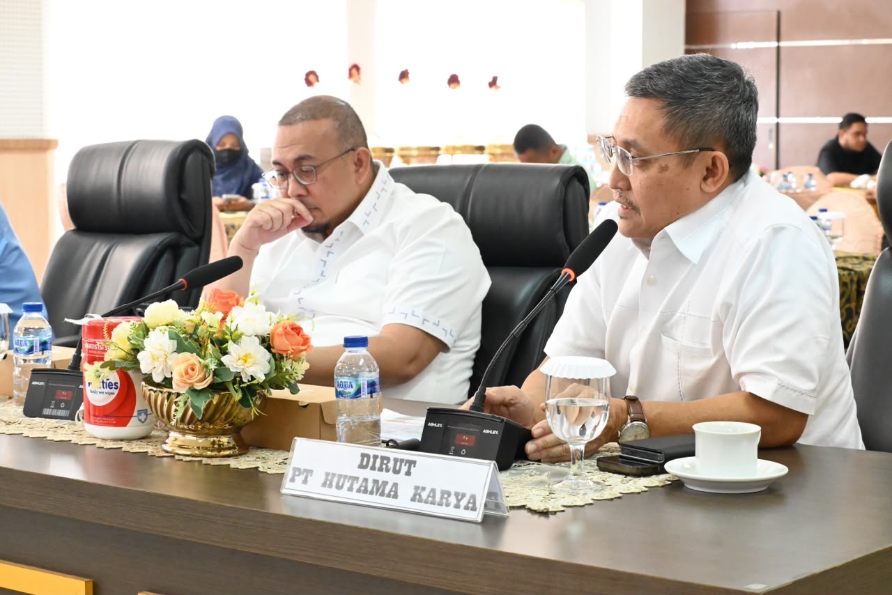 SUMATRA BARAT, BALINEWS.ID – PT Hutama Karya (Persero) bersama sejumlah pemangku kepentingan menggelar Monitoring dan Evaluasi (Monev) Rencana Pembangunan Jala…