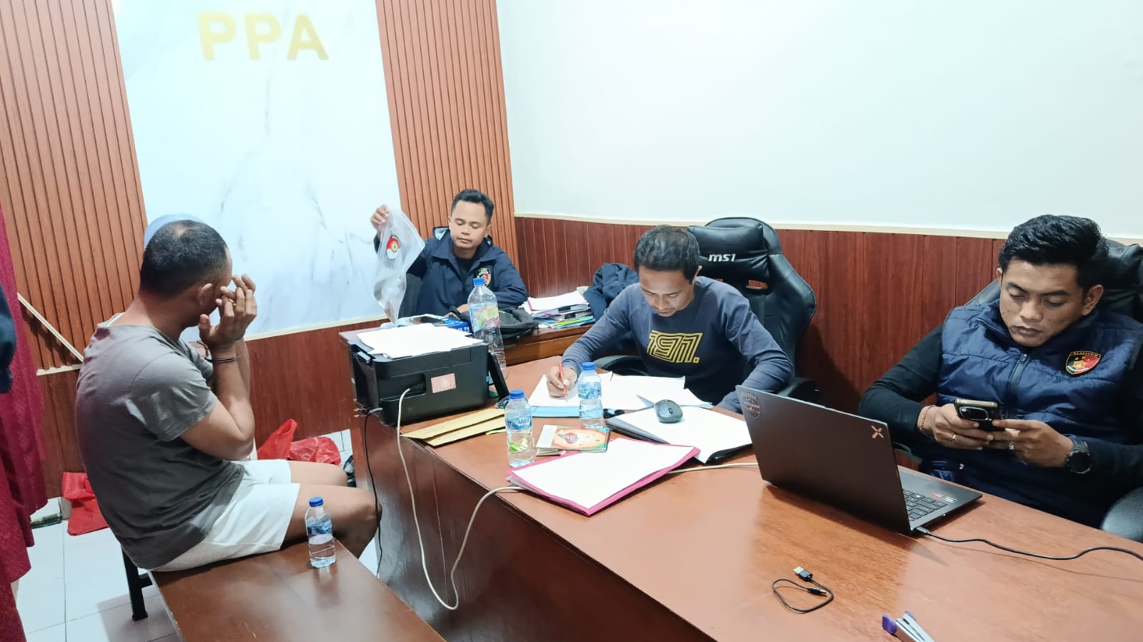 SEMARAPURA, BALINEWS.ID – Satuan Reserse Kriminal (Satreskrim) Polres Klungkung mengungkap kasus dugaan tindak pidana persetubuhan terhadap anak di bawah umur …