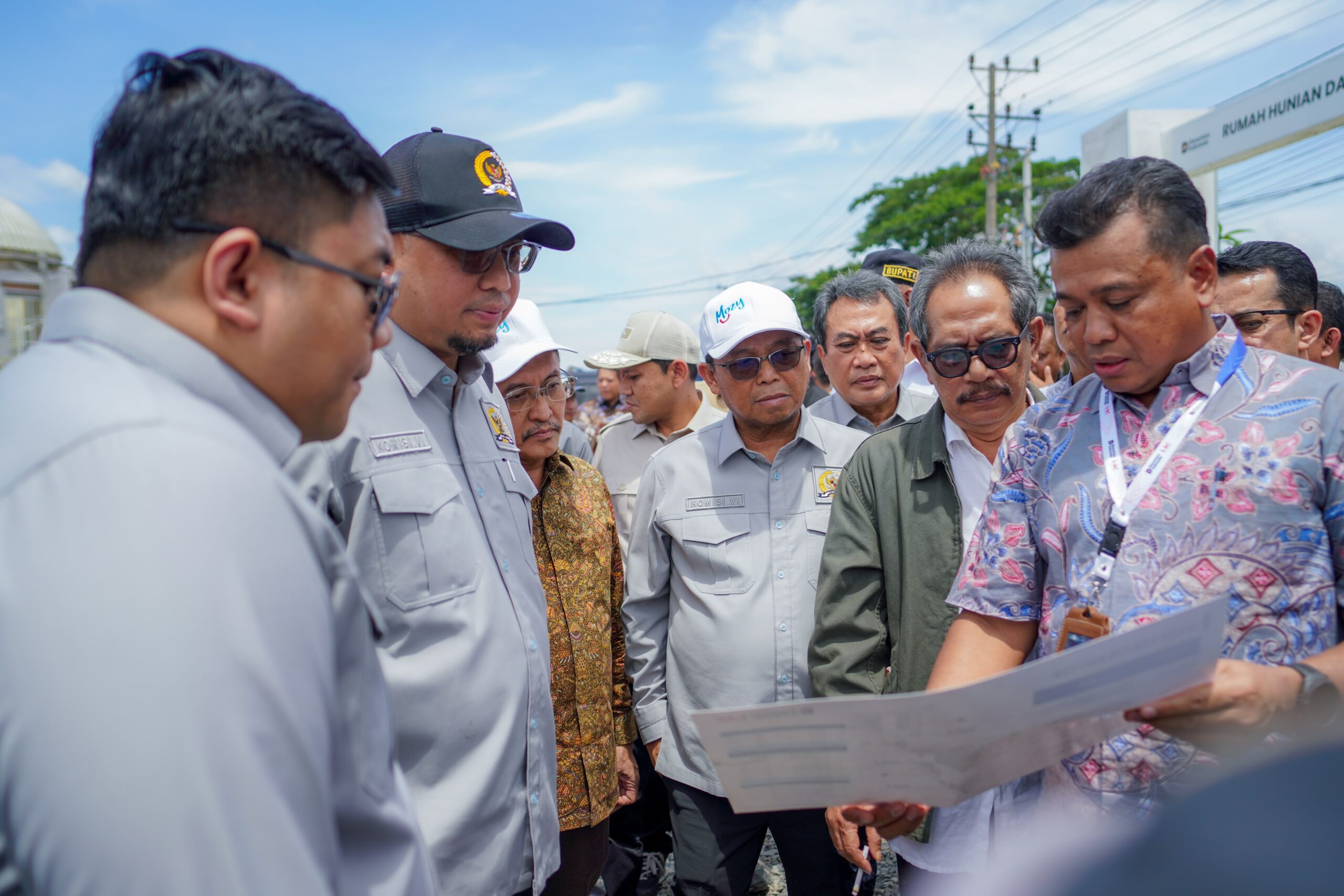 SUMATRA, BALINEWS.ID – Komisi VI DPR RI mendorong percepatan pembangunan Jalan Tol Binjai–Langsa dan rencana lanjutan ruas Langsa–Aceh Tamiang. Dorongan itu di…