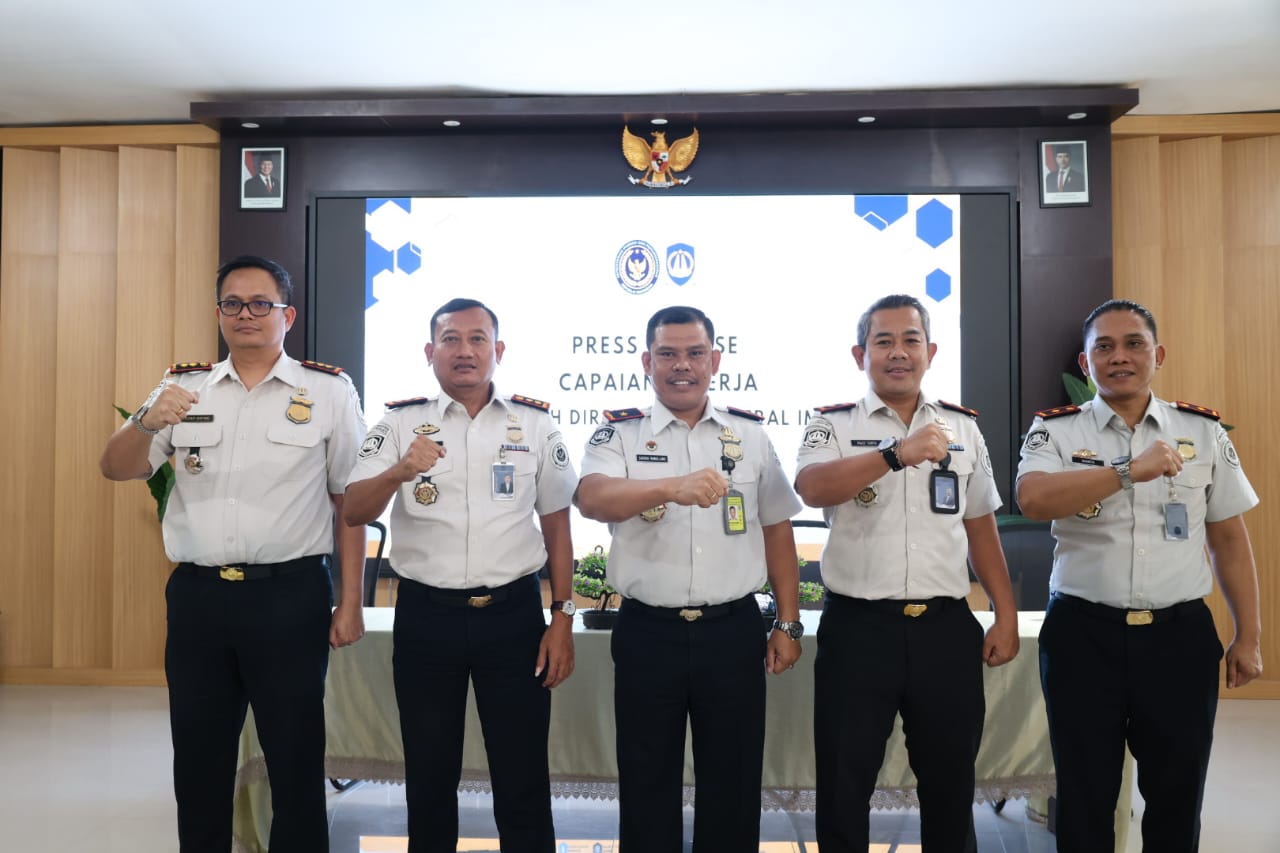 KUPANG, BALINEWS.ID – Kantor Wilayah Direktorat Jenderal Imigrasi Nusa Tenggara Timur (NTT) mencatat kinerja positif sepanjang semester I 2026. Pendapatan Nega…