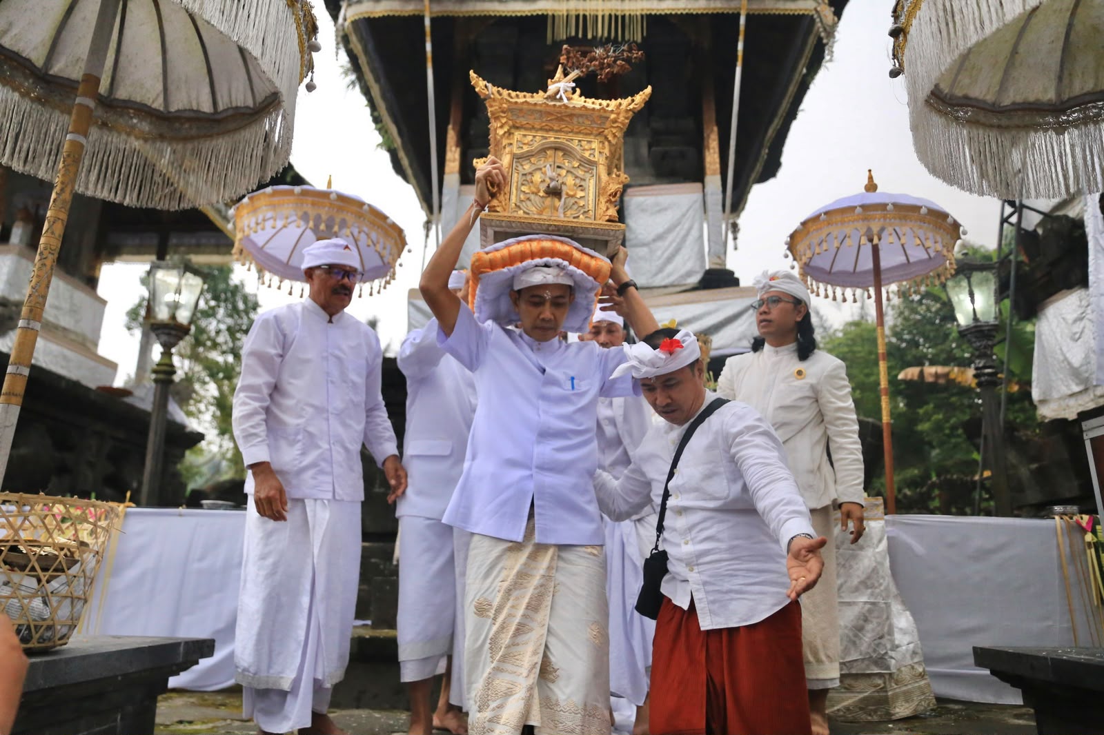 KARANGASEM, BALINEWS.ID – Wakil Bupati Klungkung, Tjokorda Gde Surya Putra, bersama Ketua Tim Penggerak PKK Kabupaten Klungkung, Ny. Eva Satria, menghadiri pro…
