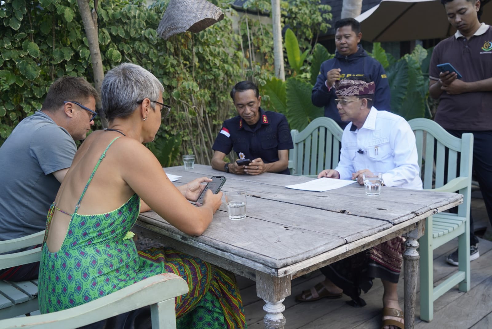 SEMARAPURA, BALINEWS.ID – Pemerintah Kabupaten Klungkung mulai memperketat pengawasan terhadap usaha milik warga negara asing (WNA) di Nusa Penida. Sejumlah pe…
