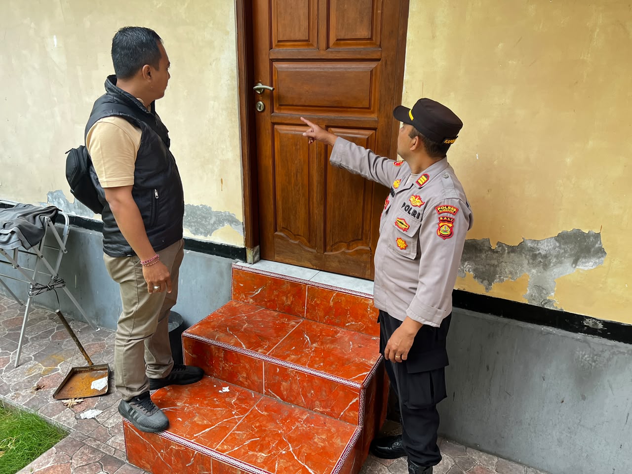 SEMARAPURA, BALINEWS.ID – Aksi pencurian yang menyasar dokumen penting terjadi di wilayah Dusun Sidayu, Desa Takmung, Kecamatan Banjarangkan, Kabupaten Klungku…