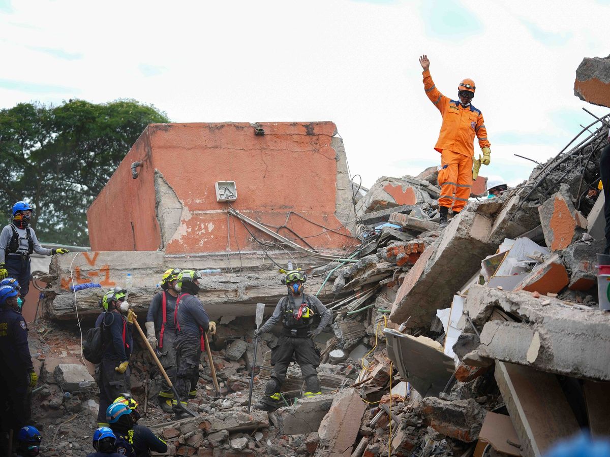 JAKARTA, BALINEWS.ID — Gempa bumi berkekuatan magnitudo (M) 7,7 yang mengguncang wilayah Nusa Tenggara Timur (NTT), Sabtu (15/8/2026) pukul 04.58.24 WIB, saat …