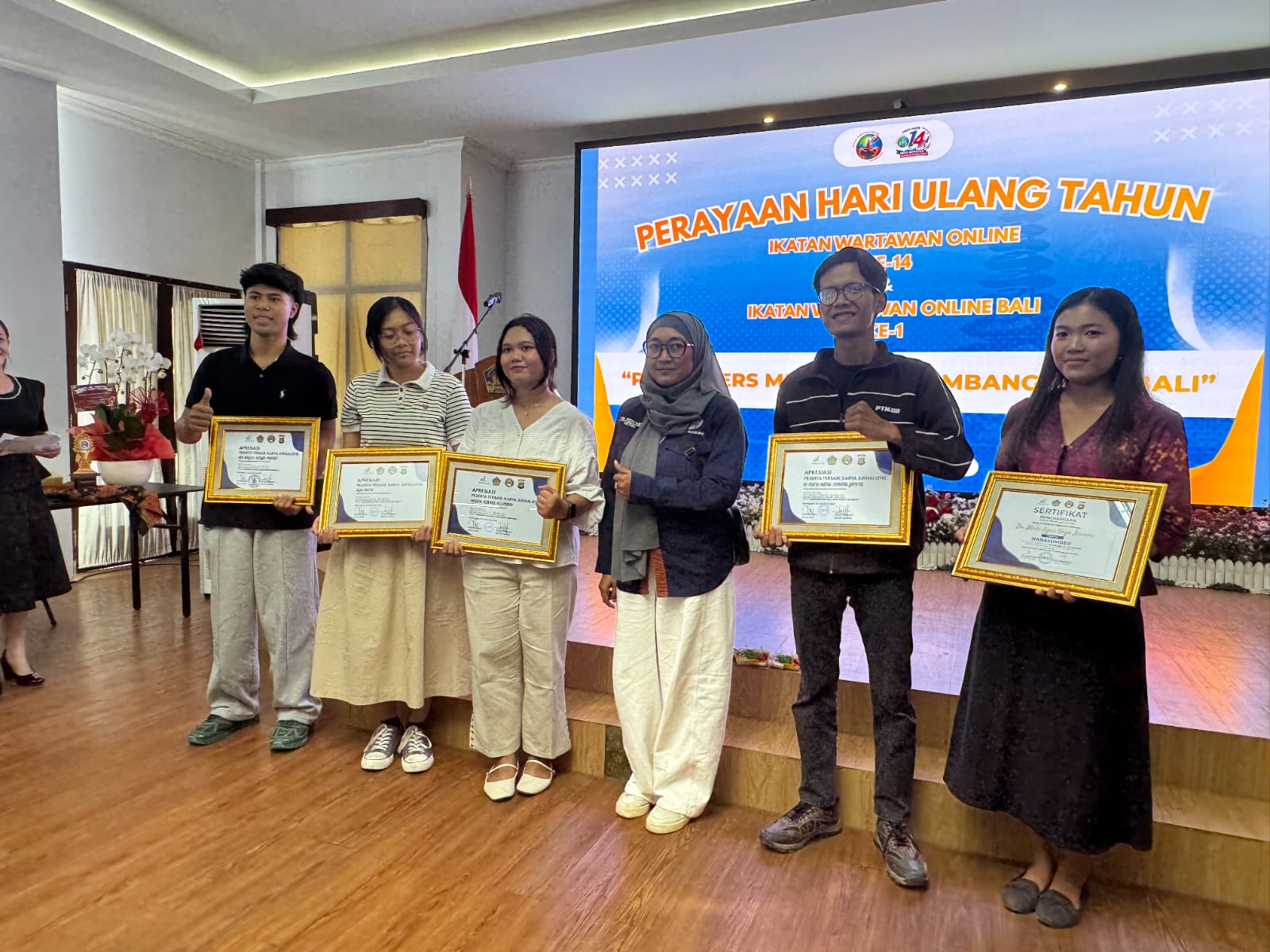 DENPASAR, BALINEWS.ID — Ikatan Wartawan Online (IWO) Bali menjadikan peringatan HUT ke-14 IWO Nasional dan HUT ke-1 IWO Bali sebagai momentum mendorong regener…