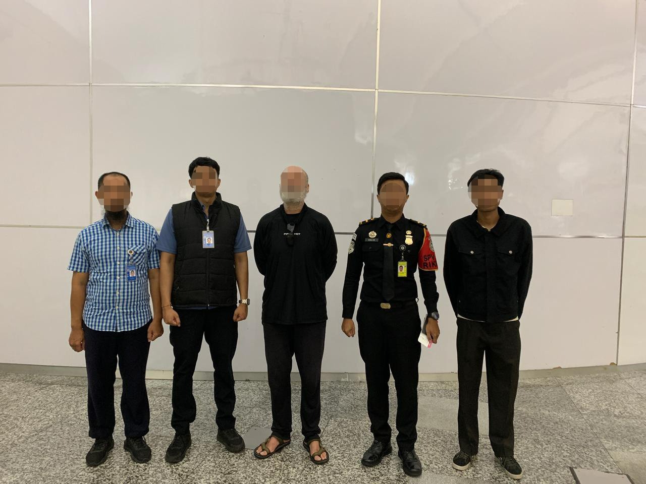 BADUNG, BALINEWS.ID – Rumah Detensi Imigrasi (Rudenim) Denpasar mendeportasi seorang Warga Negara Australia berinisial MS (59) ke Sydney, Australia, setelah me…