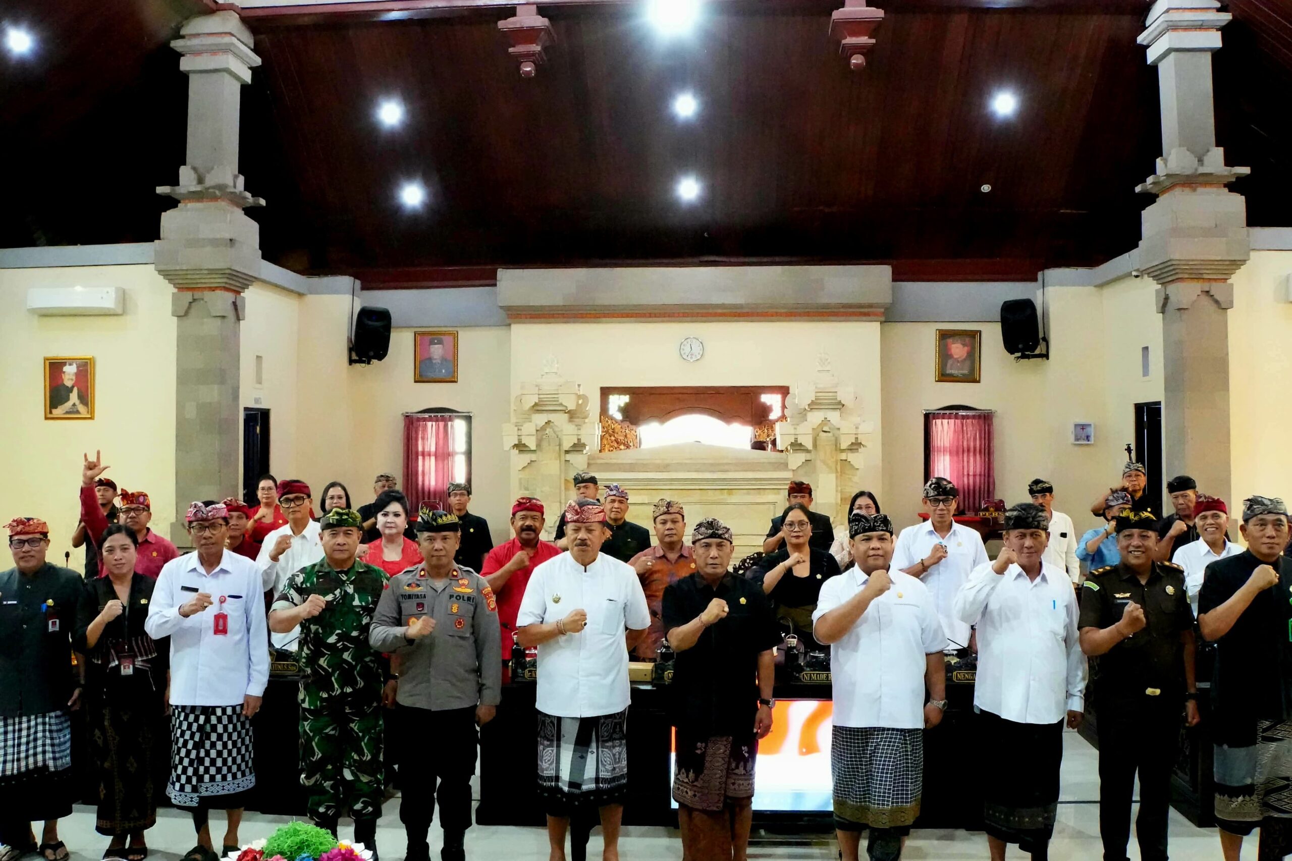TABANAN, BALINEWS.ID - Memasuki tahapan lanjutan pembahasan lima Rancangan Peraturan Daerah (Ranperda), Pemerintah Kabupaten Tabanan memberikan tanggapan dan j…