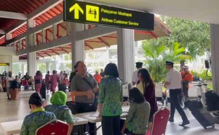 Badung, BALINEWS.ID -  Sehubungan dengan peningkatan aktivitas vulkanik Gunung Anak Krakatau, dapat kami sampaikan bahwa terdapat sejumlah penerbangan di Banda…