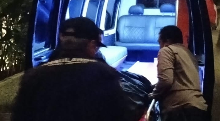 BADUNG, BALINEWS.ID - Seorang warga negara asing asal Belanda berinisial MJR, 60 tahun, ditemukan tergeletak di jalan dalam areal Hotel Renaissance Bali Uluwat…