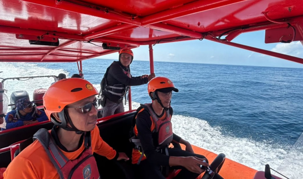 KlUNGKUNG, BALINEWS.ID - Setelah dilakukan pencarian selama beberapa hari, tiga orang yang merupakan kapten dan anak buah kapal (ABK) speed boat BALIMAN yang m…