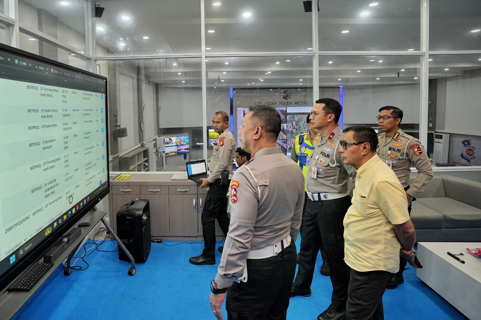 ETLE Satu Atap Hadir di Samsat Polda Metro, Konfirmasi hingga Buka Blokir Kendaraan Kini Lebih Mudah
