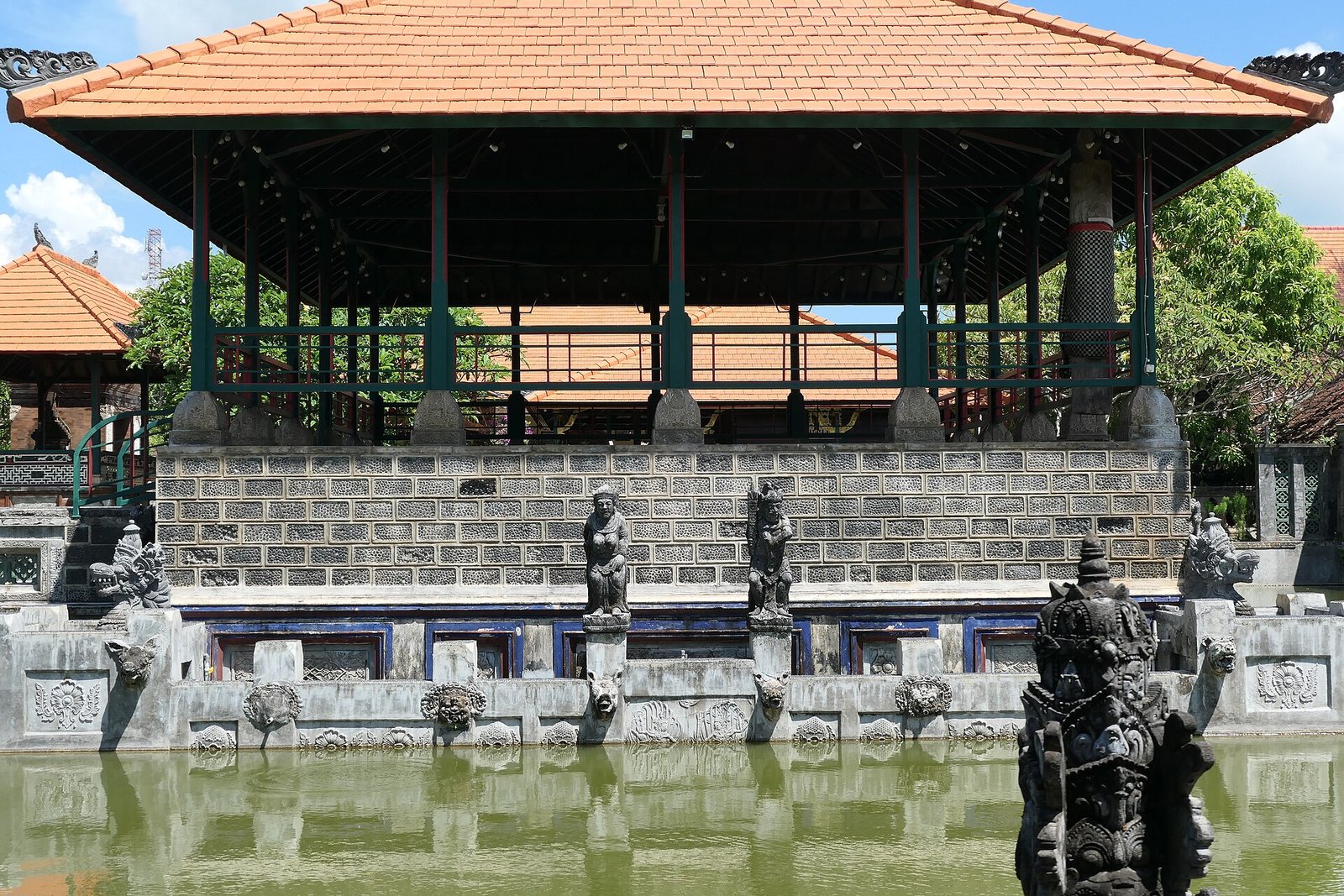 Gambar berita