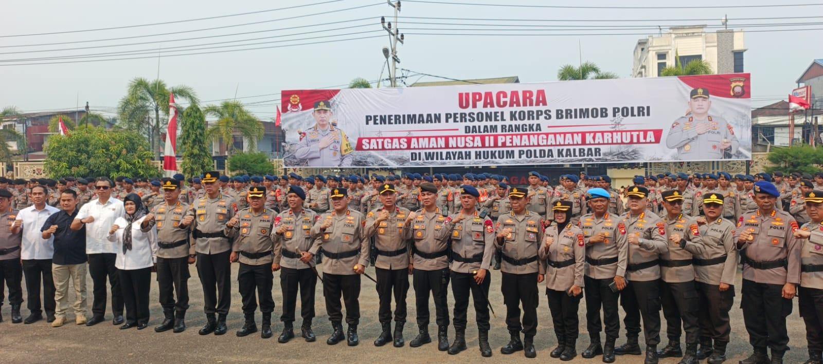 Bali Mobile Brigade Deploys 100 Personnel to South Kalimantan to Support Forest and Land Fire Response