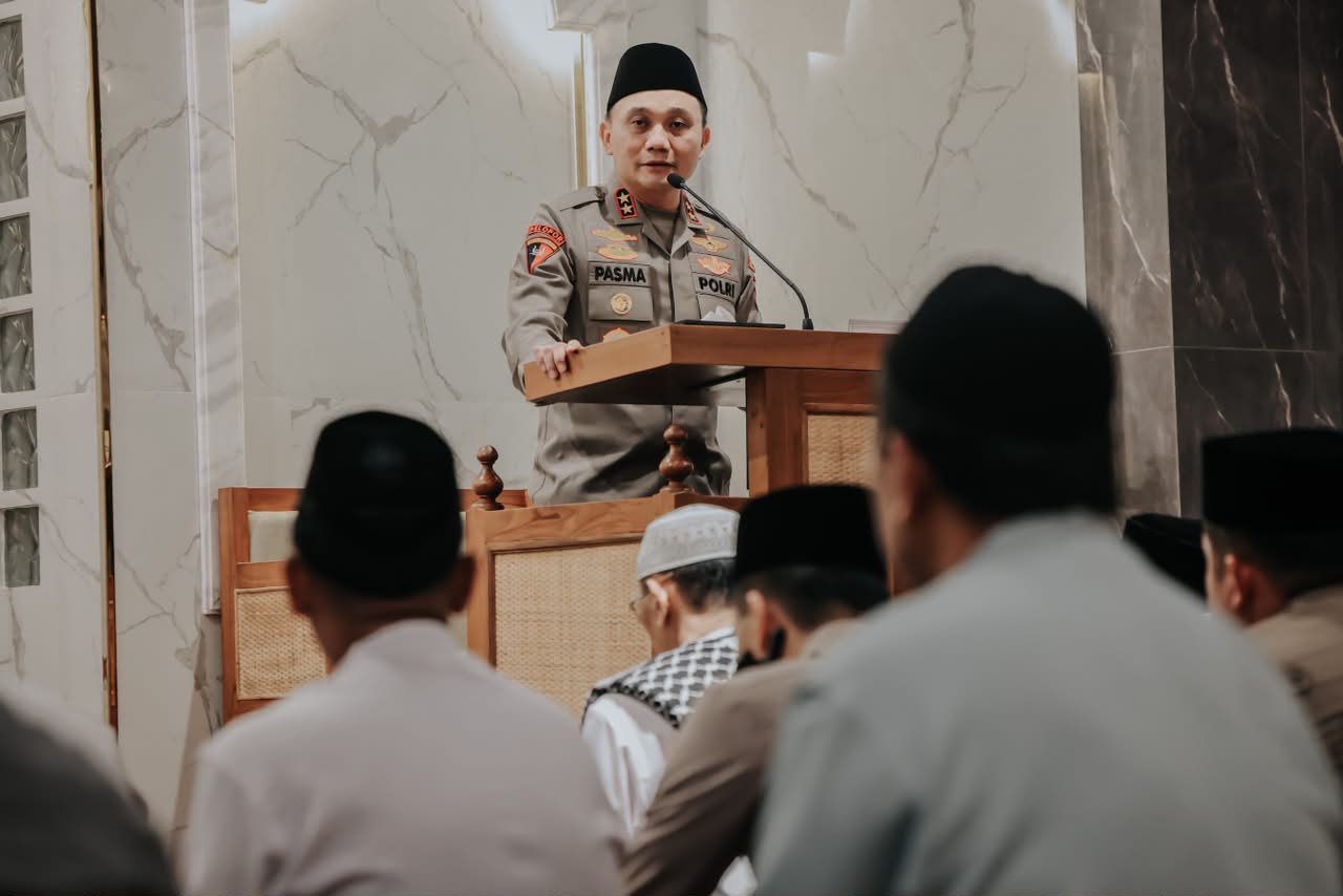 Kapolda Bali Pasma Royce Sambangi Masjid Ibnu Batutah, Ajak Warga Perkuat Kamtibmas dan Perangi Narkoba