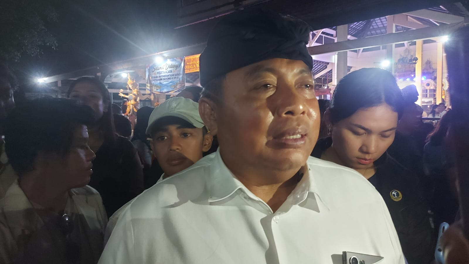 As Nyoman Parta Launches Anti-Drug Songs, Indonesia’s Narcotics Agency Warns of Online Drug Trafficking