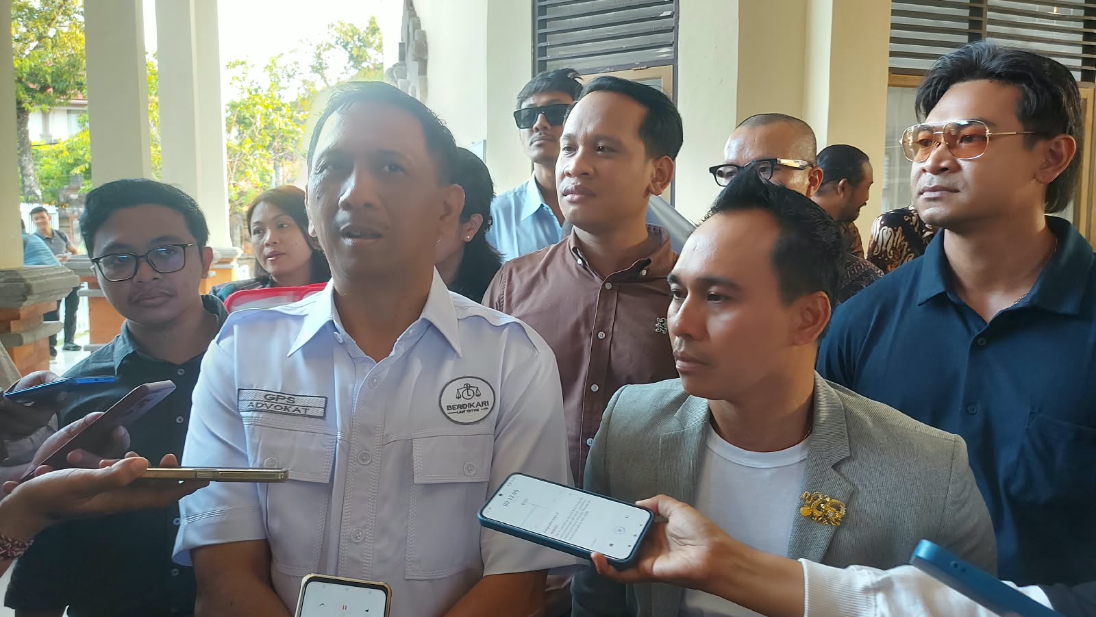 Praperadilan Made Daging: Pasek Soroti Tiga Laporan Beruntun, Polda Bali Tegaskan Pegang Dua Alat Bukti