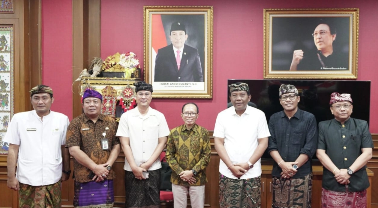 Ketua DPRD Badung Undang Diirjen Bimas Hindu, Bahas Status dan Kewenangan Terkait Pura