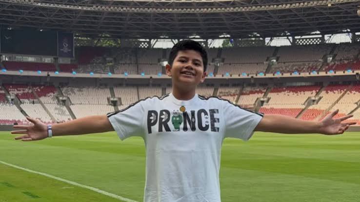 Bukan Cuma Ingin Jadi Penyanyi, Prince Poetiray Punya Mimpi Jadi Atlet Padel
