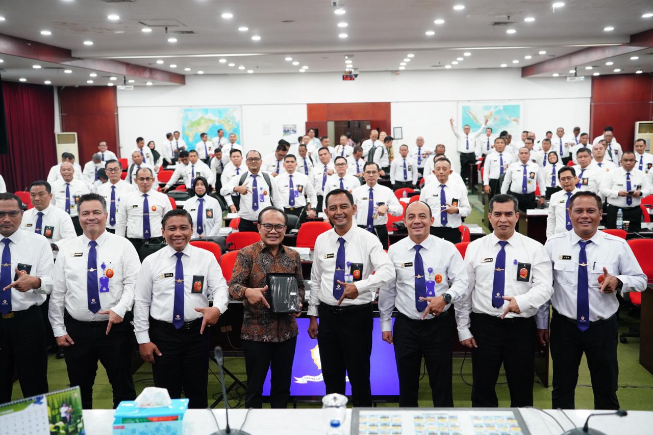 Hadapi Risiko Global, Pemerintah Pacu Investasi, Industri, dan Produktivitas
