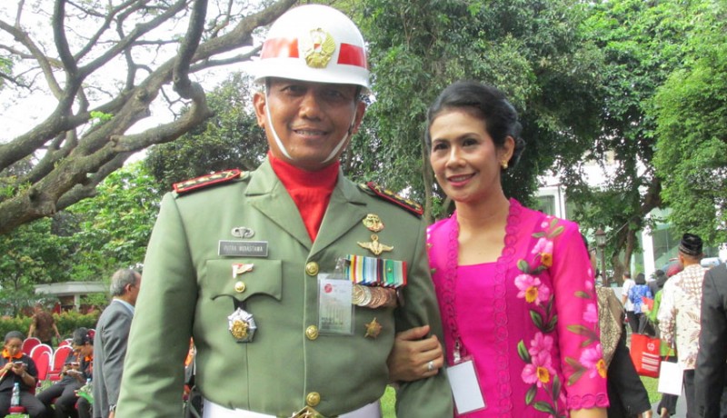Putra Widiastawa pernah menjadi Komandan Upacara Dirgahayu RI tahun 2016 di Istana Negara.