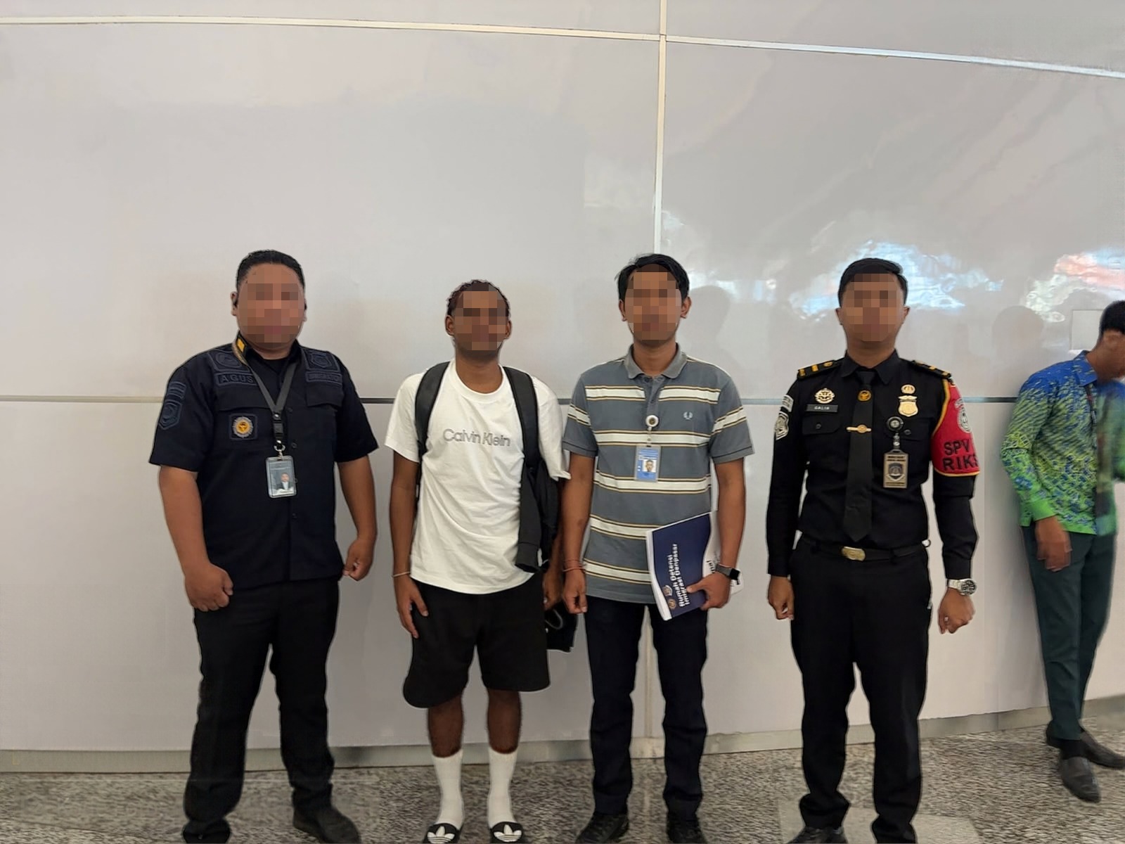 Tak Bayar Makan hingga Overstay 3 Tahun, 8 WNA Dideportasi dari Bali