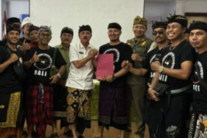 Audiensi Forum Perjuangan Driver Pariwisata bersama Dinas Pariwisata, Satpol PP Provinsi Bali, serta perwakilan dari Dishub, Perizinan, dan Disnaker Provinsi Bali.