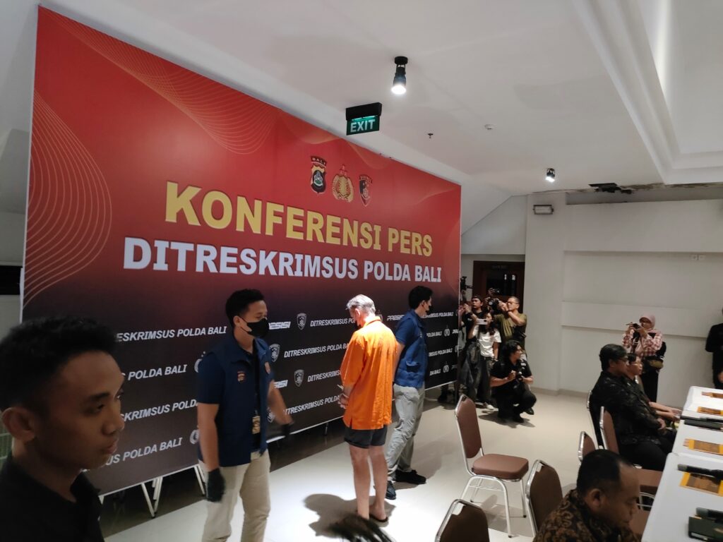 AF (53), pria berkewarganegaraan Jerman yang menjabat sebagai Direktur PT Parq Ubud Ditetapkan Tersangka.