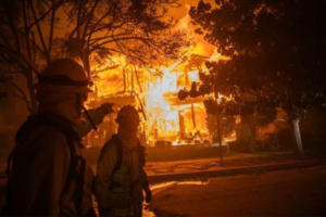 Kebakaran di Los Angeles.