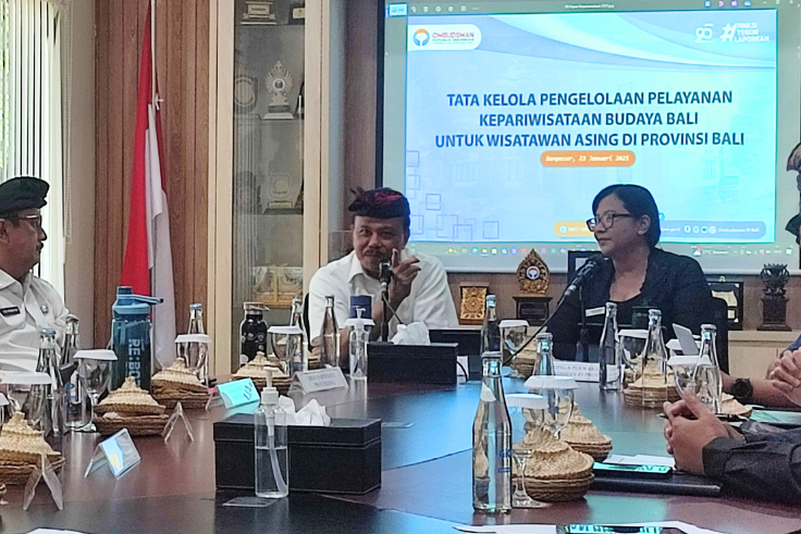 Sekda Bali, Dewa Indra dalam acara Coffee Morning yang digelar oleh Perwakilan Ombudsman RI Provinsi Bali pada Kamis, 23 Januari 2025.